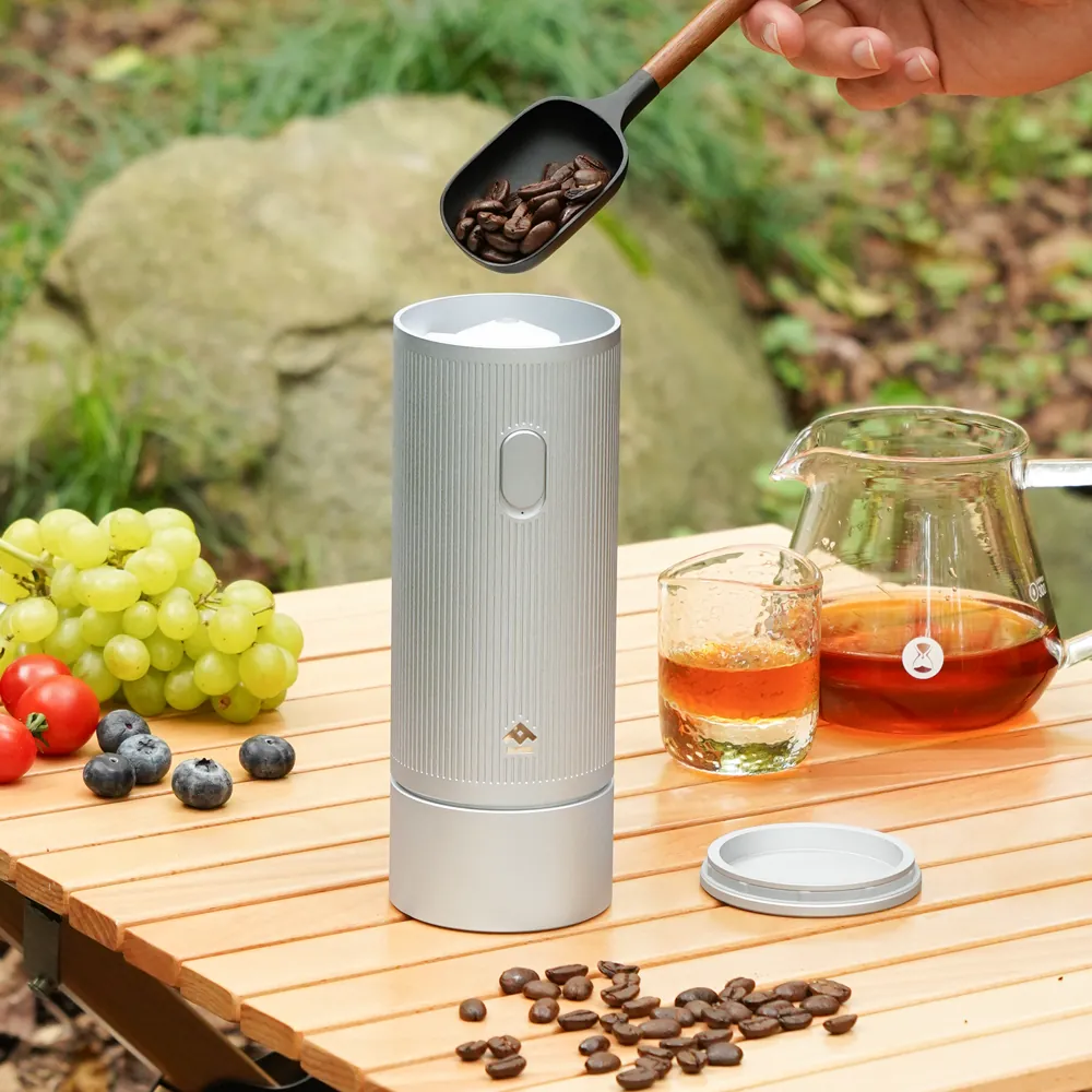 Millab E01携帯シーン